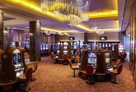 Bangladesh players using 7j77 Live Casino on mobile devices